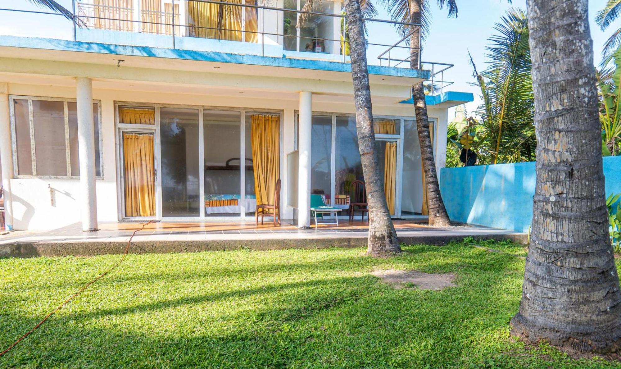 Amaya Beach Hotel Dikwella Exterior photo